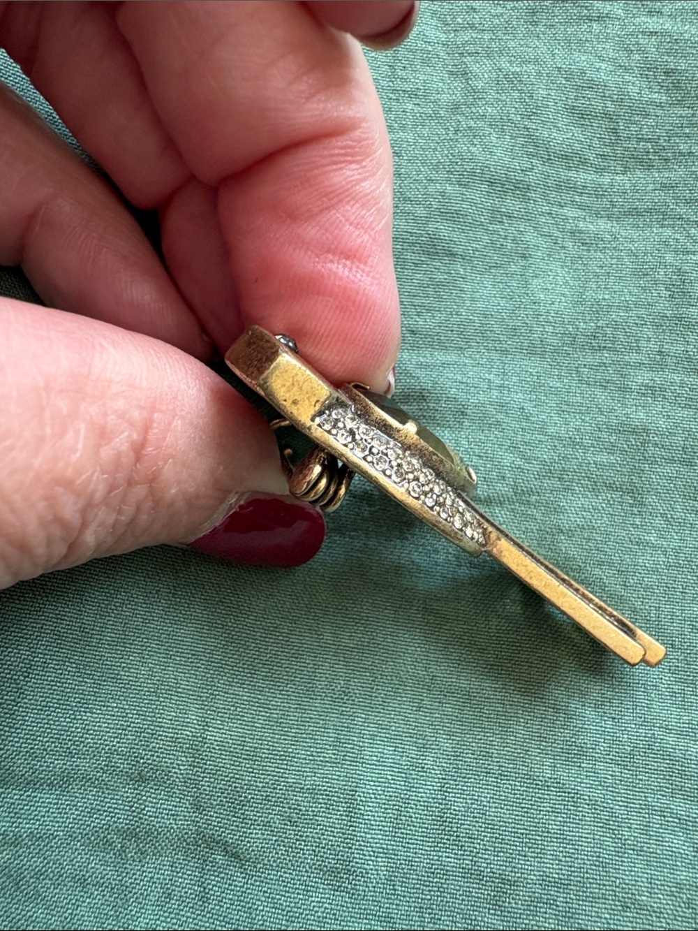 Banana Republic Parrot Brooch with Pink and Olive Stones - Picture 4 of 9